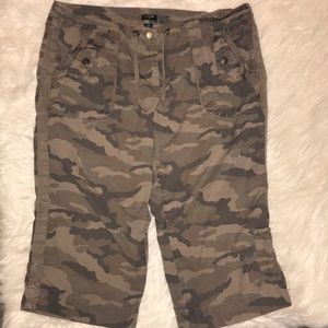 J Crew Camo cargo capris